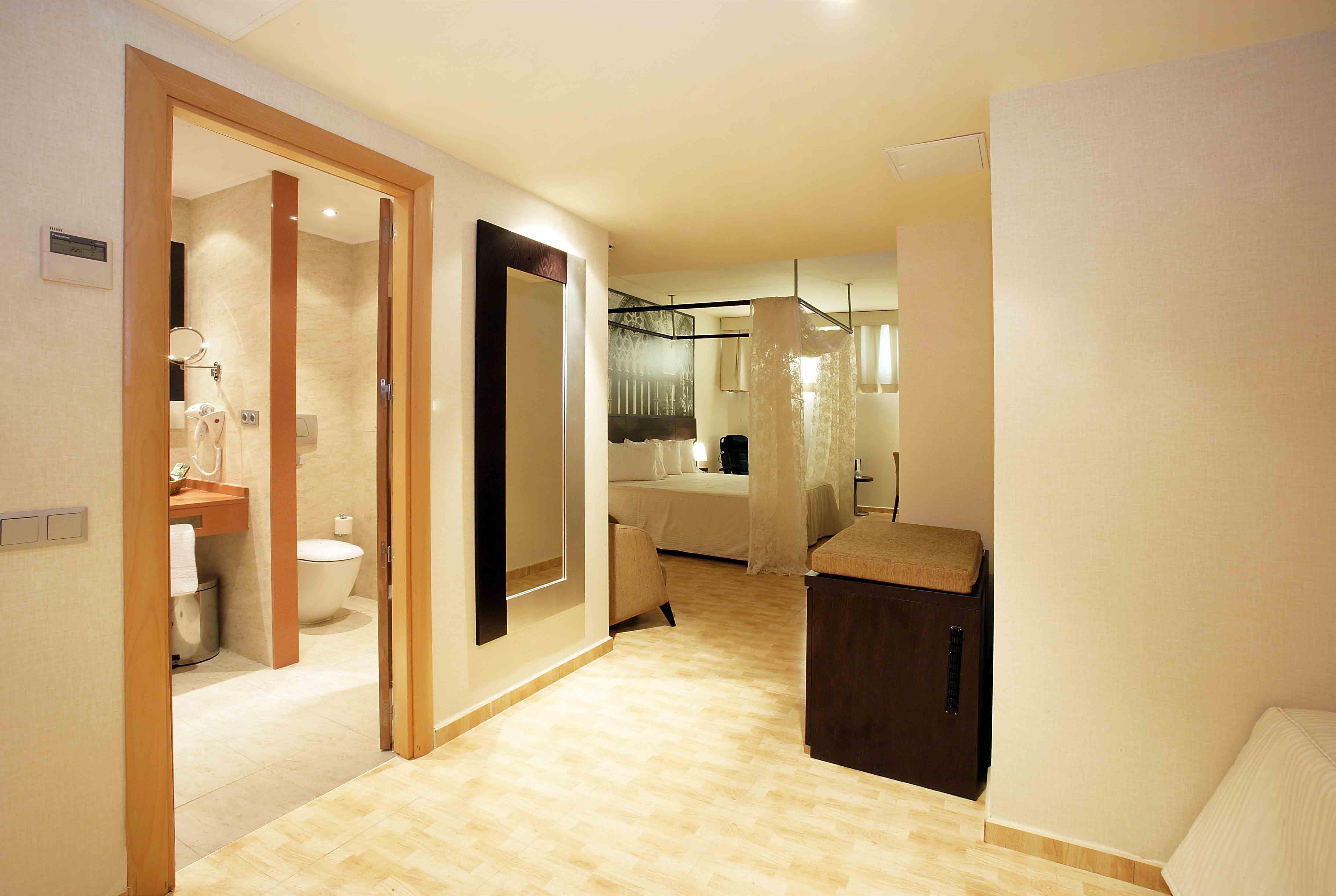 Nastasi Hotel & Spa Lleida Kültér fotó