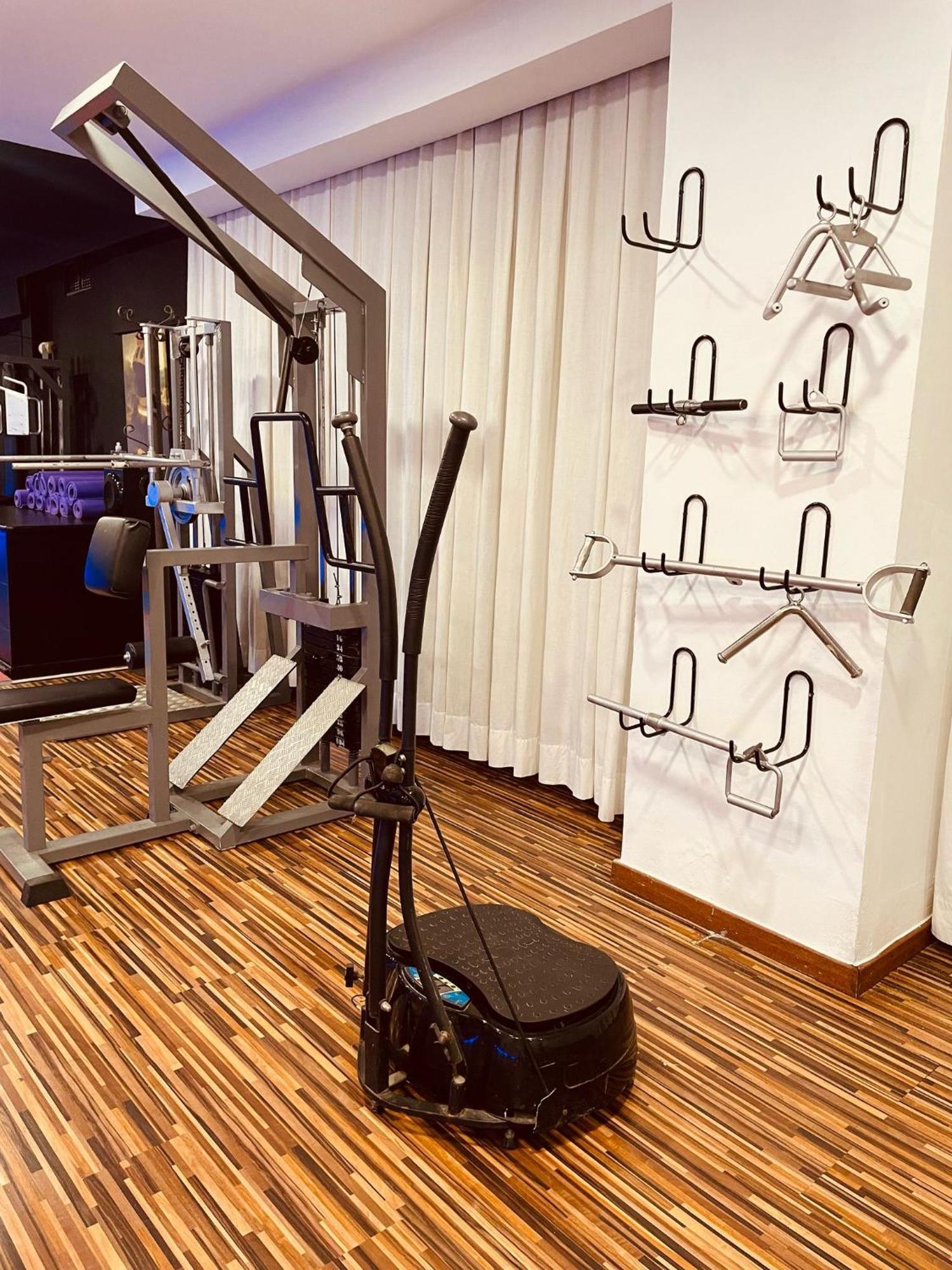 Nastasi Hotel & Spa Lleida Kültér fotó